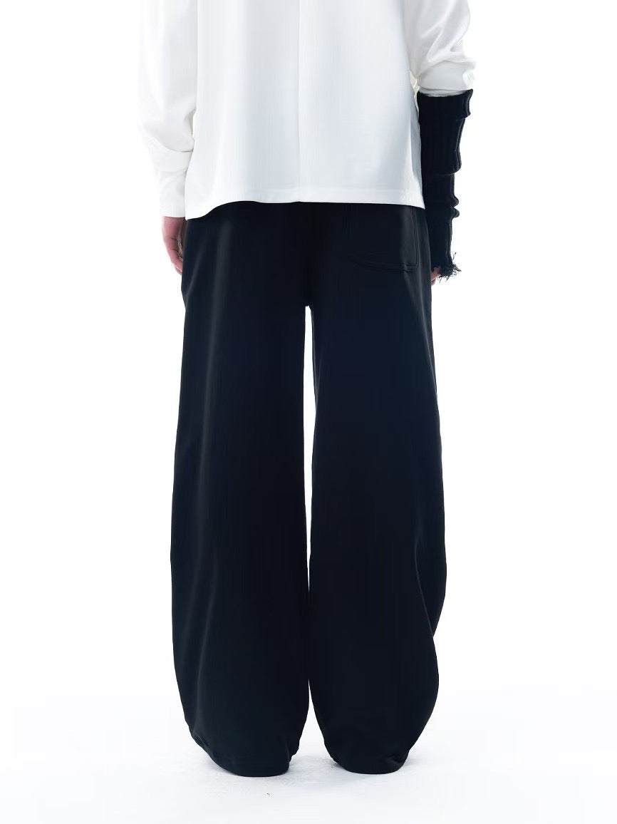 Relaxed Pleated Pants