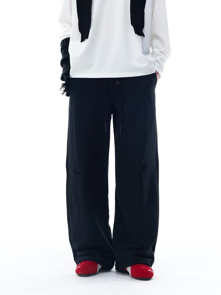 Relaxed Pleated Pants