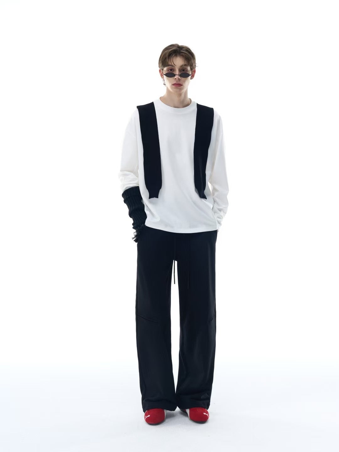 Relaxed Pleated Pants